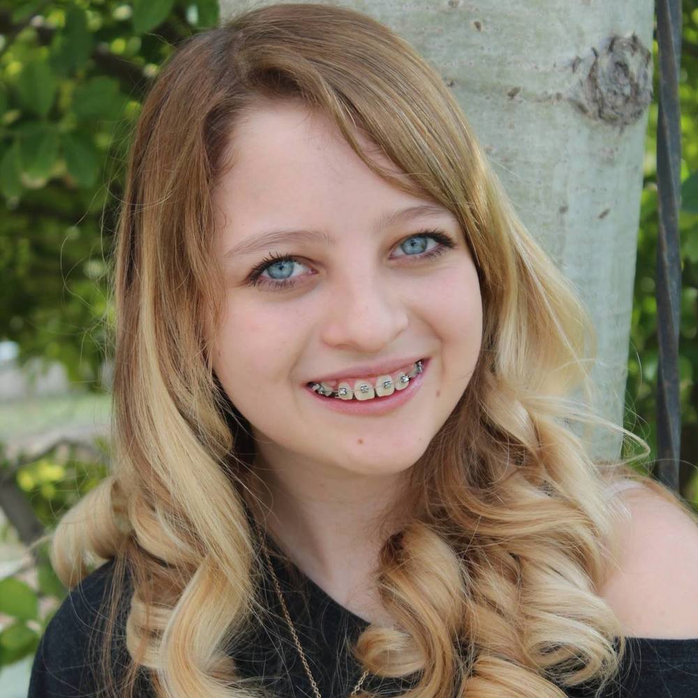 Meet your Posher, Elly